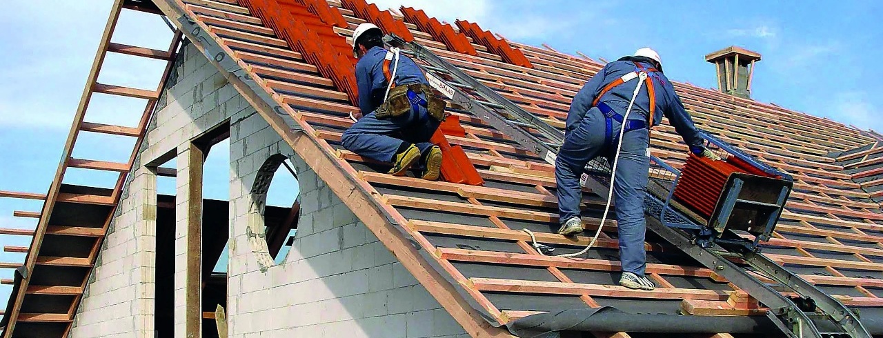 jakie uprawnienia do obsługi windy dekarskiej?